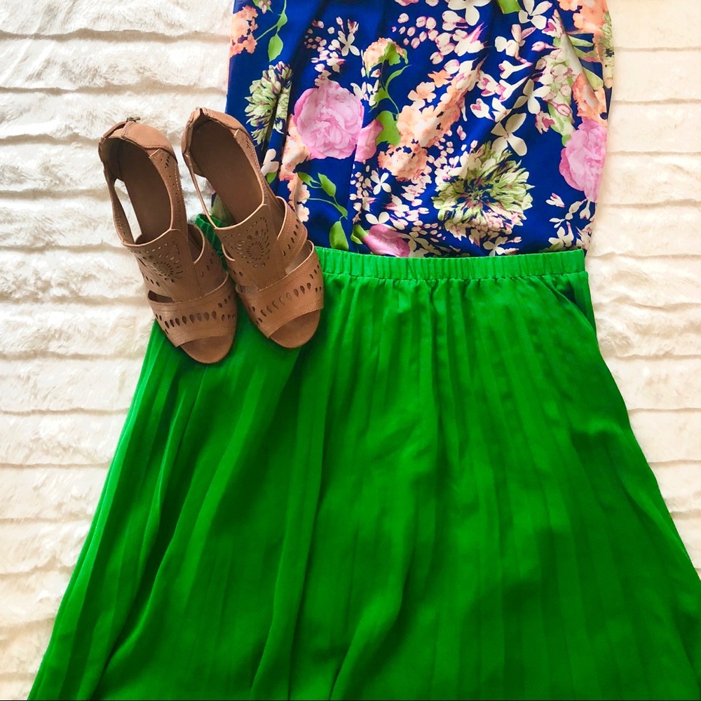 Pleated Skirt